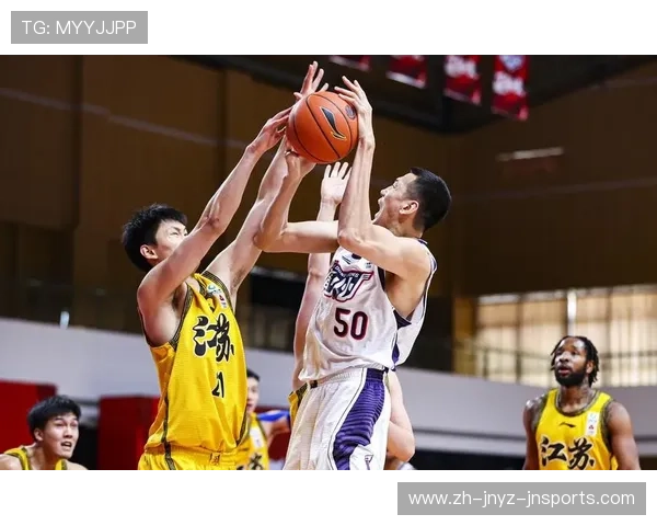 钢铁防线核心CBA守门员心理素质提升与反应能力训练方法解析 钢铁防线核心CBA守门员心理素质提升与反应能力训练方法解析